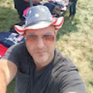 Meet your Posher, Andrew